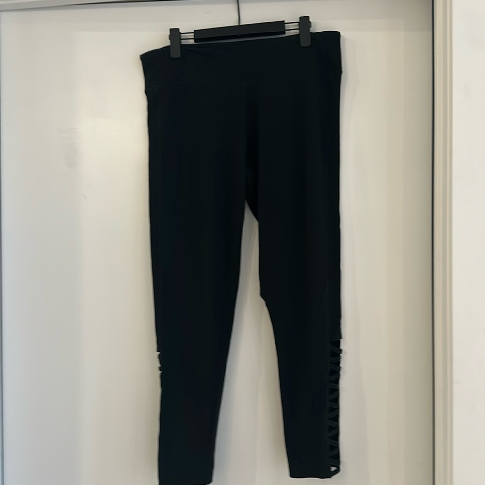 Victoria Secret black leggings SZ Xl